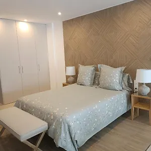 https://rooms-suites-loft-2f-deluxe-edition-arrecife.in-canary-islands.com
